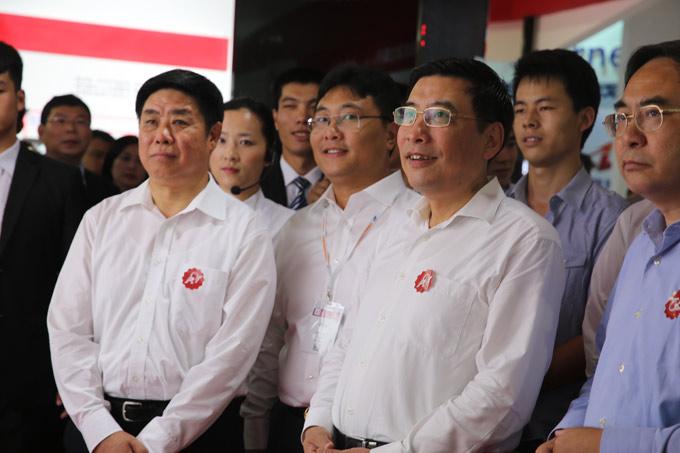 ΰ�¹���(victor1946)�ٷ���վ-Officials Website