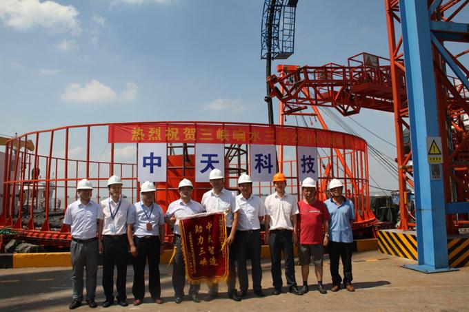 ΰ�¹���(victor1946)�ٷ���վ-Officials Website