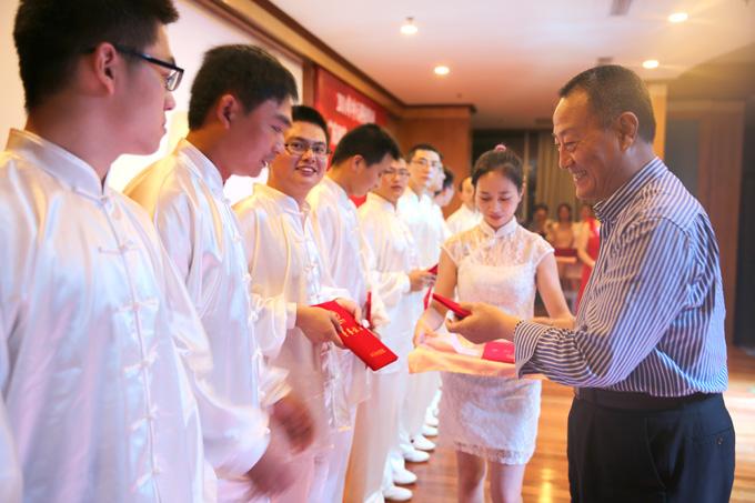 ΰ�¹���(victor1946)�ٷ���վ-Officials Website