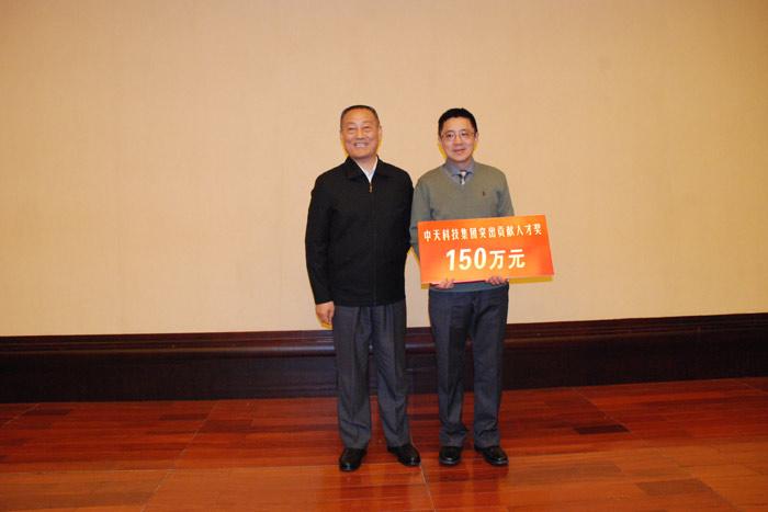 ΰ�¹���(victor1946)�ٷ���վ-Officials Website