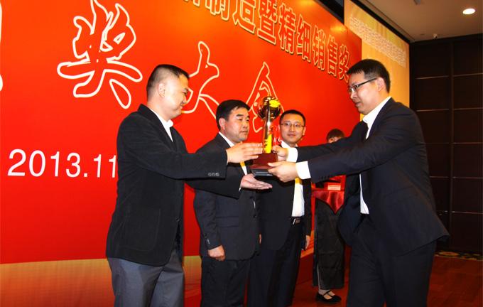 ΰ�¹���(victor1946)�ٷ���վ-Officials Website