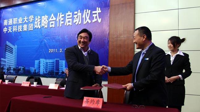 ΰ�¹���(victor1946)�ٷ���վ-Officials Website