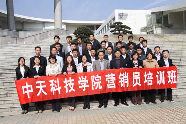 ΰ�¹���(victor1946)�ٷ���վ-Officials Website