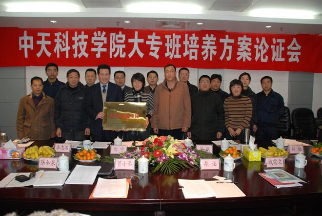 ΰ�¹���(victor1946)�ٷ���վ-Officials Website