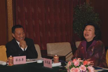 ΰ�¹���(victor1946)�ٷ���վ-Officials Website