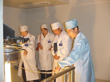 ΰ�¹���(victor1946)�ٷ���վ-Officials Website