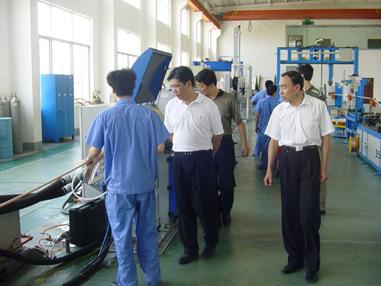 ΰ�¹���(victor1946)�ٷ���վ-Officials Website