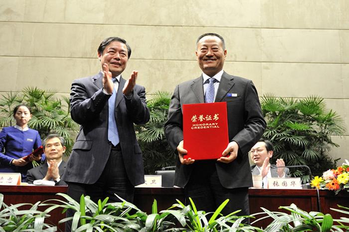 ΰ�¹���(victor1946)�ٷ���վ-Officials Website