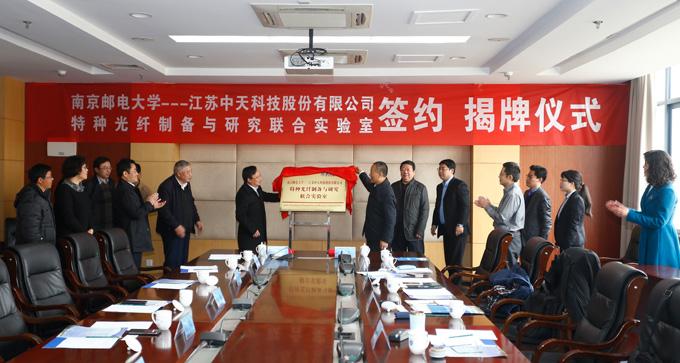 ΰ�¹���(victor1946)�ٷ���վ-Officials Website