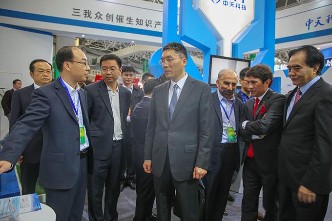 ΰ�¹���(victor1946)�ٷ���վ-Officials Website