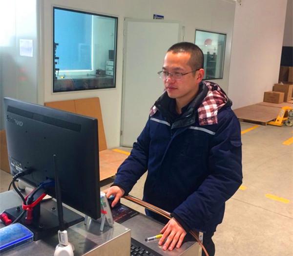 ΰ�¹���(victor1946)�ٷ���վ-Officials Website