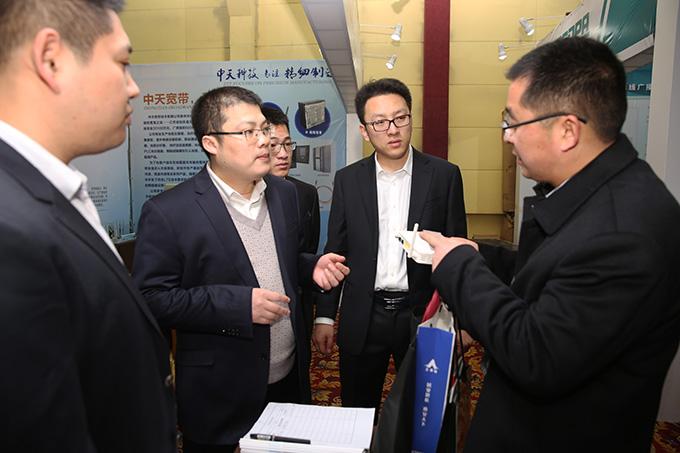 ΰ�¹���(victor1946)�ٷ���վ-Officials Website