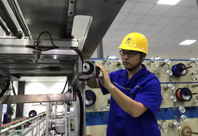 ΰ�¹���(victor1946)�ٷ���վ-Officials Website