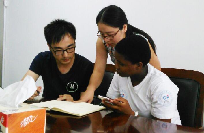 ΰ�¹���(victor1946)�ٷ���վ-Officials Website