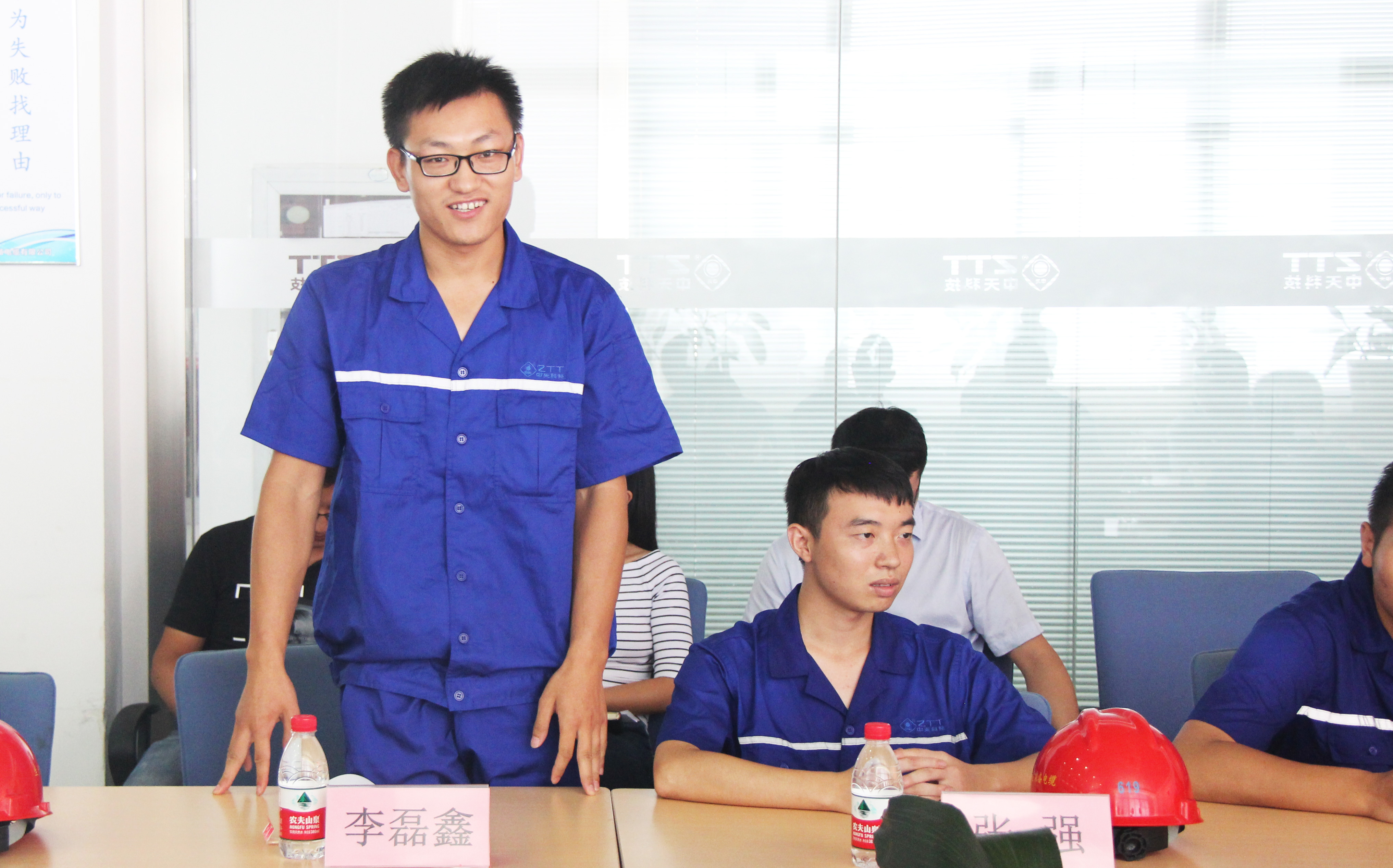 ΰ�¹���(victor1946)�ٷ���վ-Officials Website