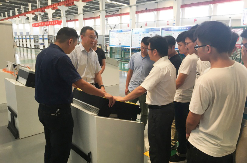 ΰ�¹���(victor1946)�ٷ���վ-Officials Website