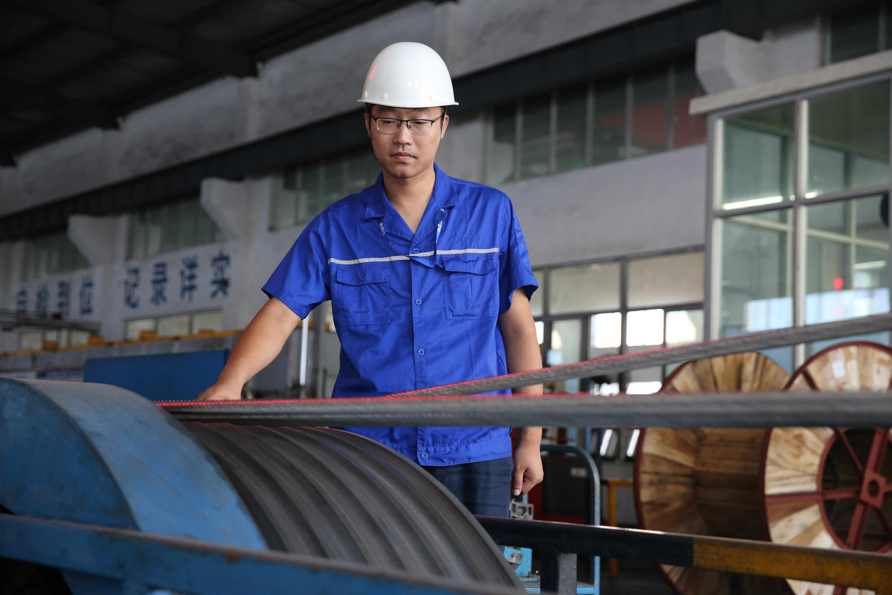 ΰ�¹���(victor1946)�ٷ���վ-Officials Website