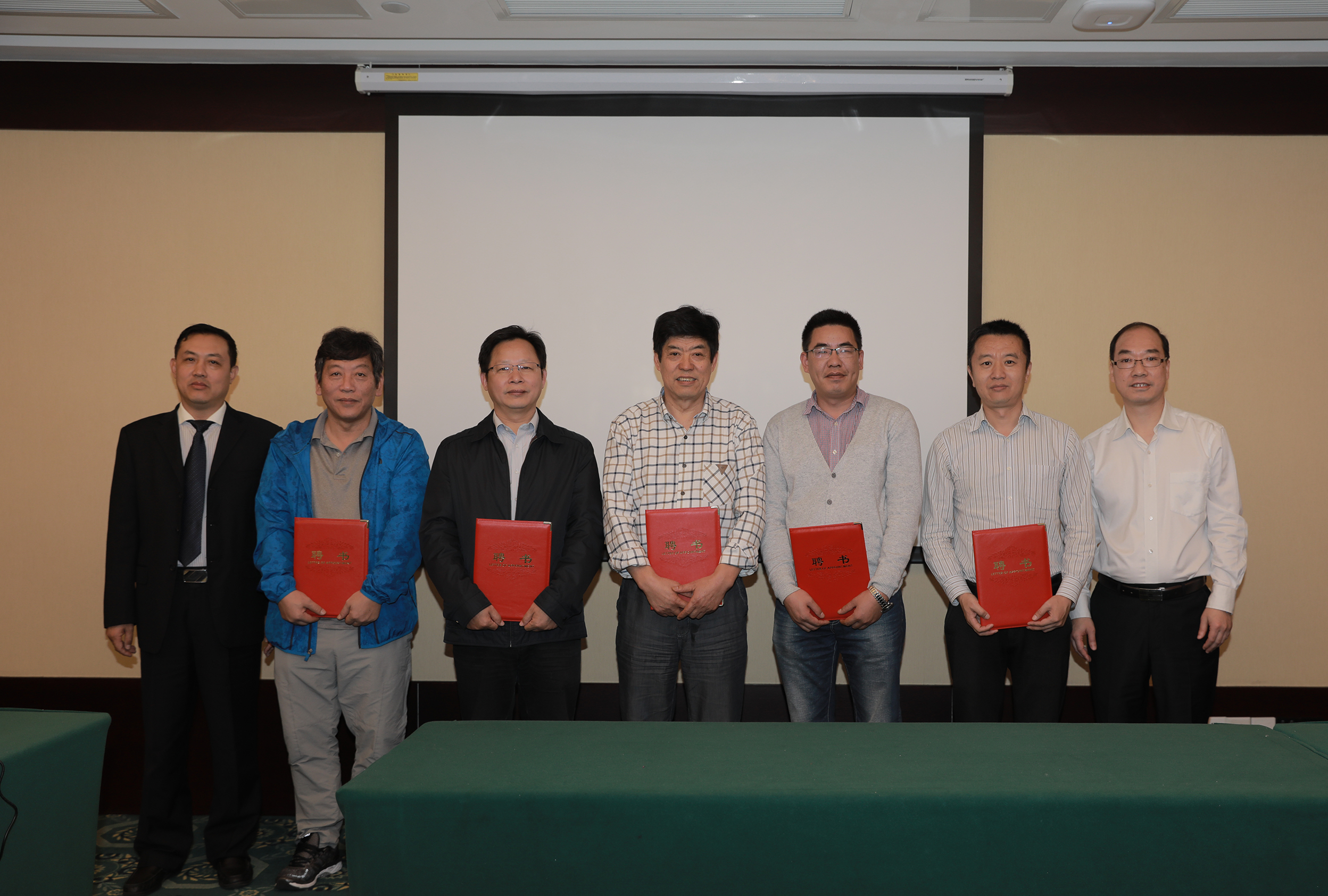 ΰ�¹���(victor1946)�ٷ���վ-Officials Website