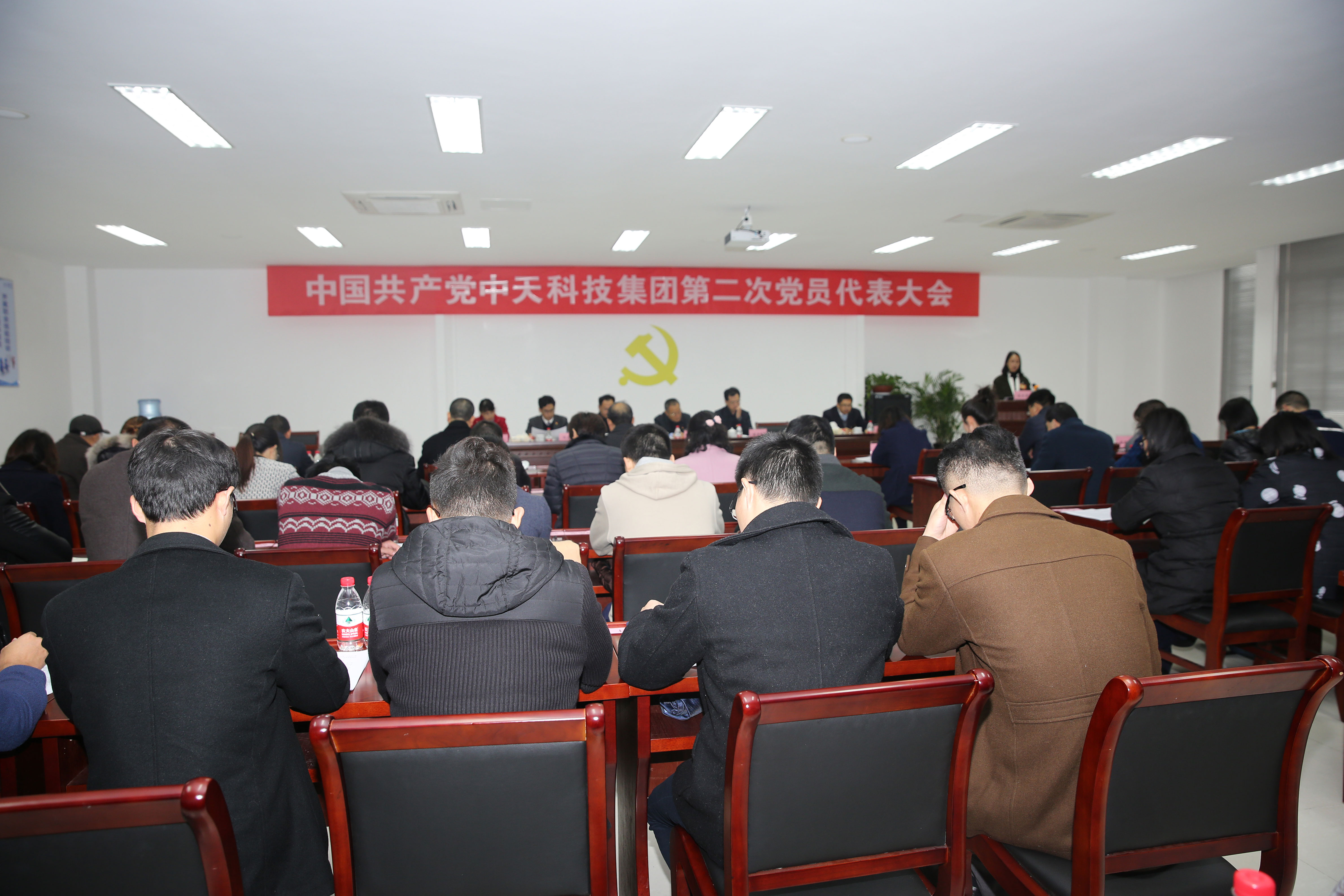 ΰ�¹���(victor1946)�ٷ���վ-Officials Website