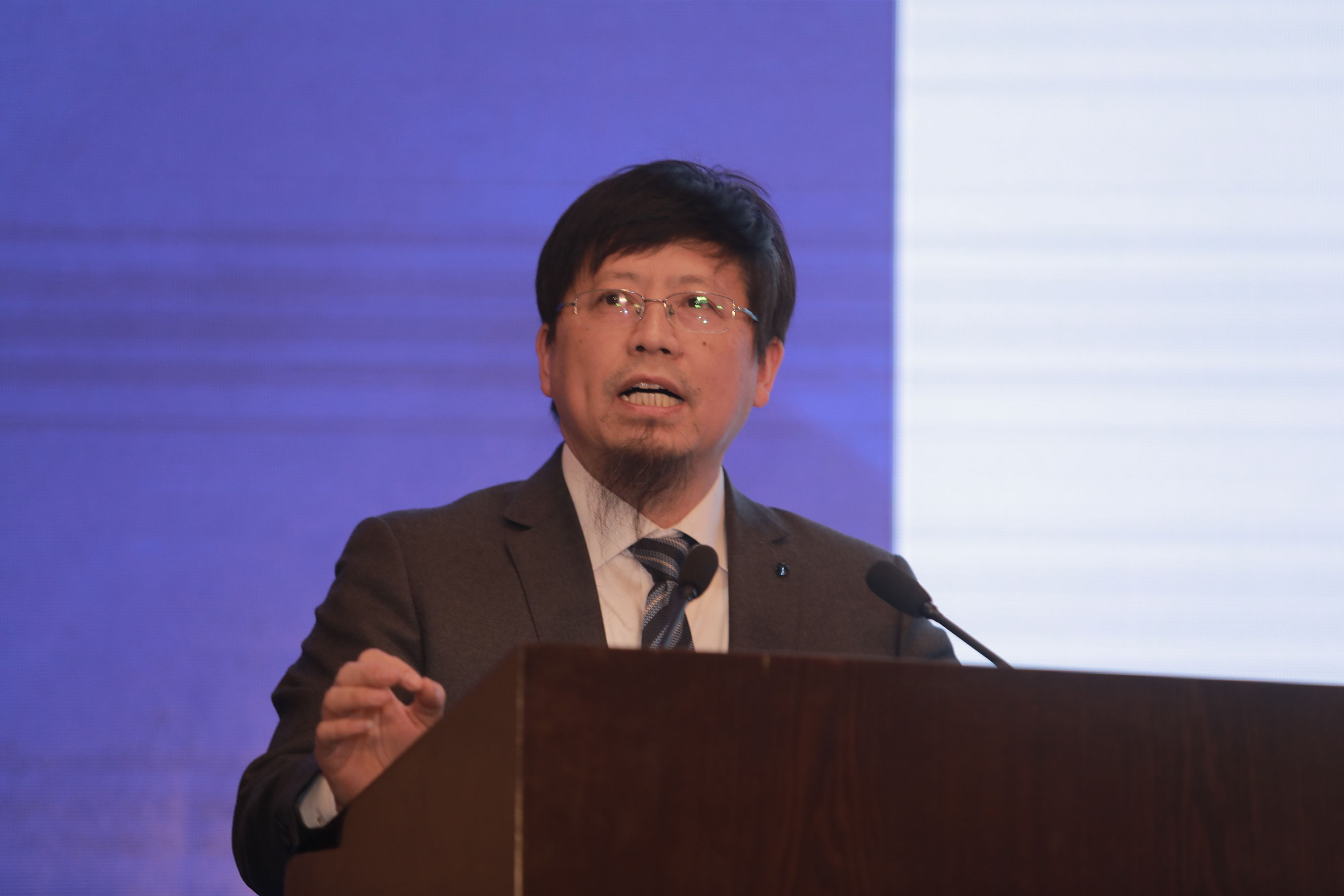 ΰ�¹���(victor1946)�ٷ���վ-Officials Website