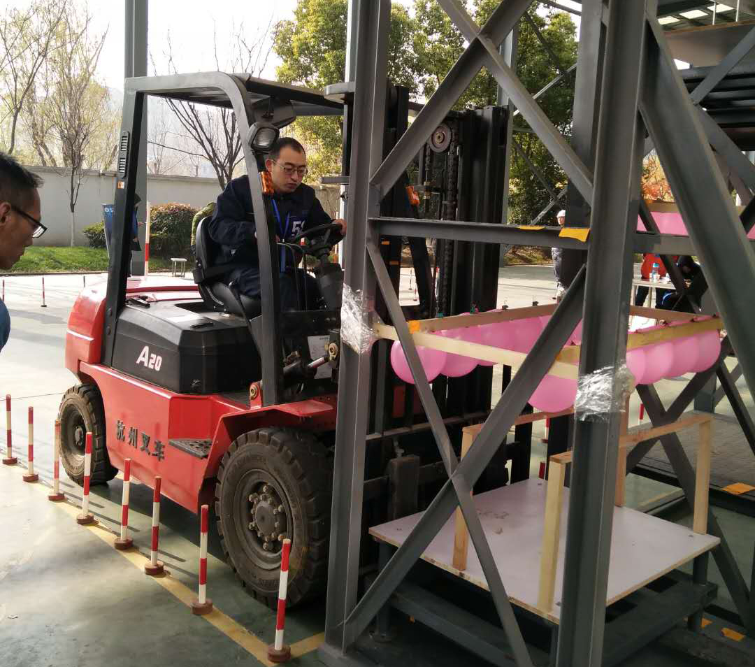 ΰ�¹���(victor1946)�ٷ���վ-Officials Website