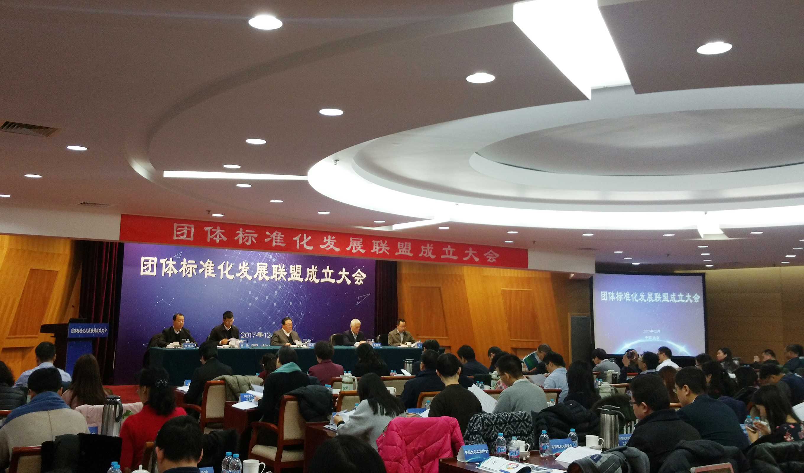 ΰ�¹���(victor1946)�ٷ���վ-Officials Website