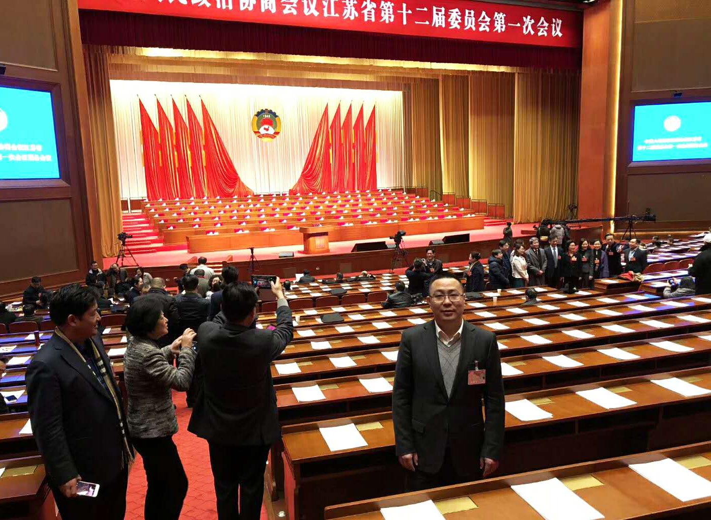 ΰ�¹���(victor1946)�ٷ���վ-Officials Website