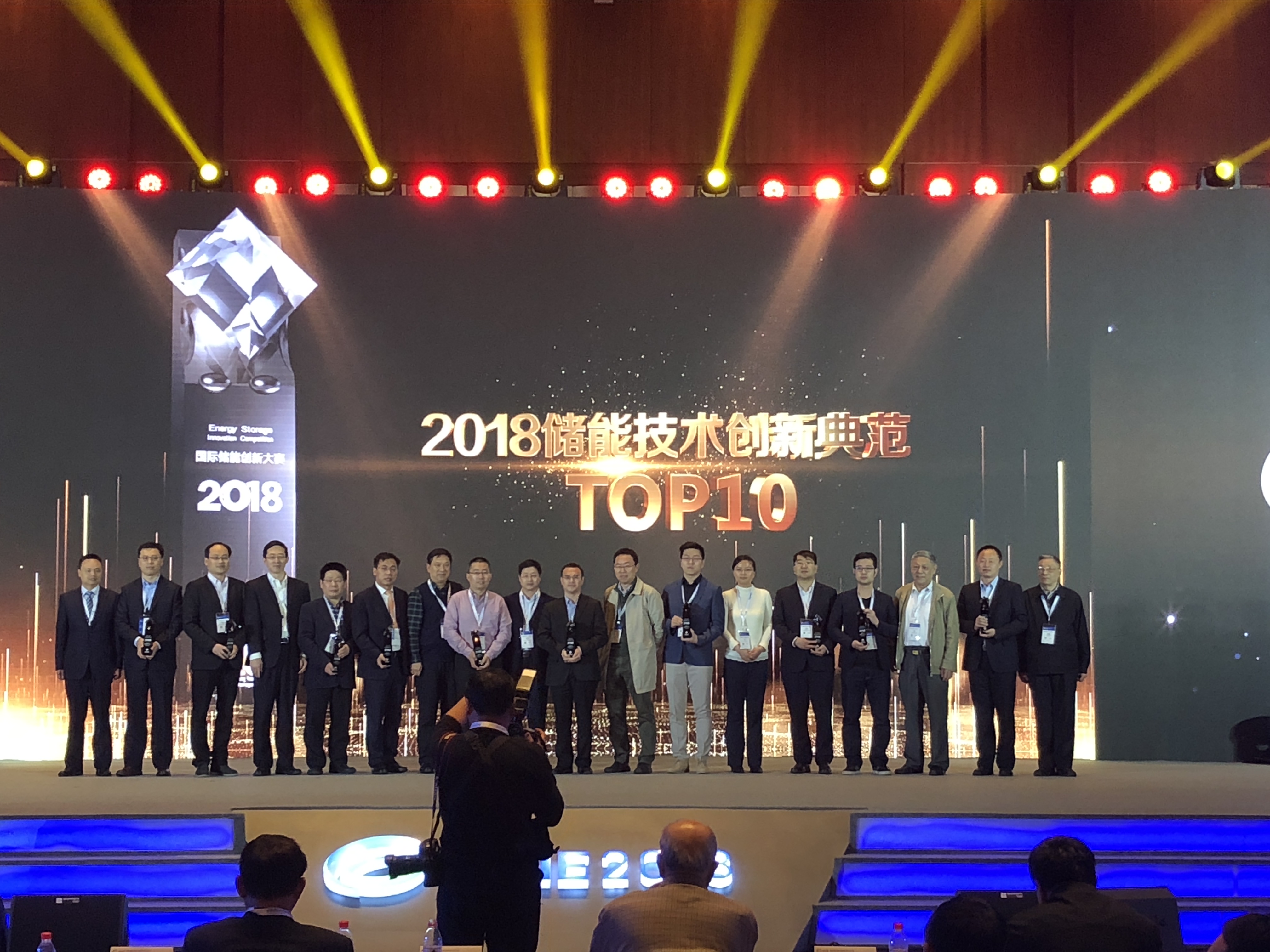 ΰ�¹���(victor1946)�ٷ���վ-Officials Website