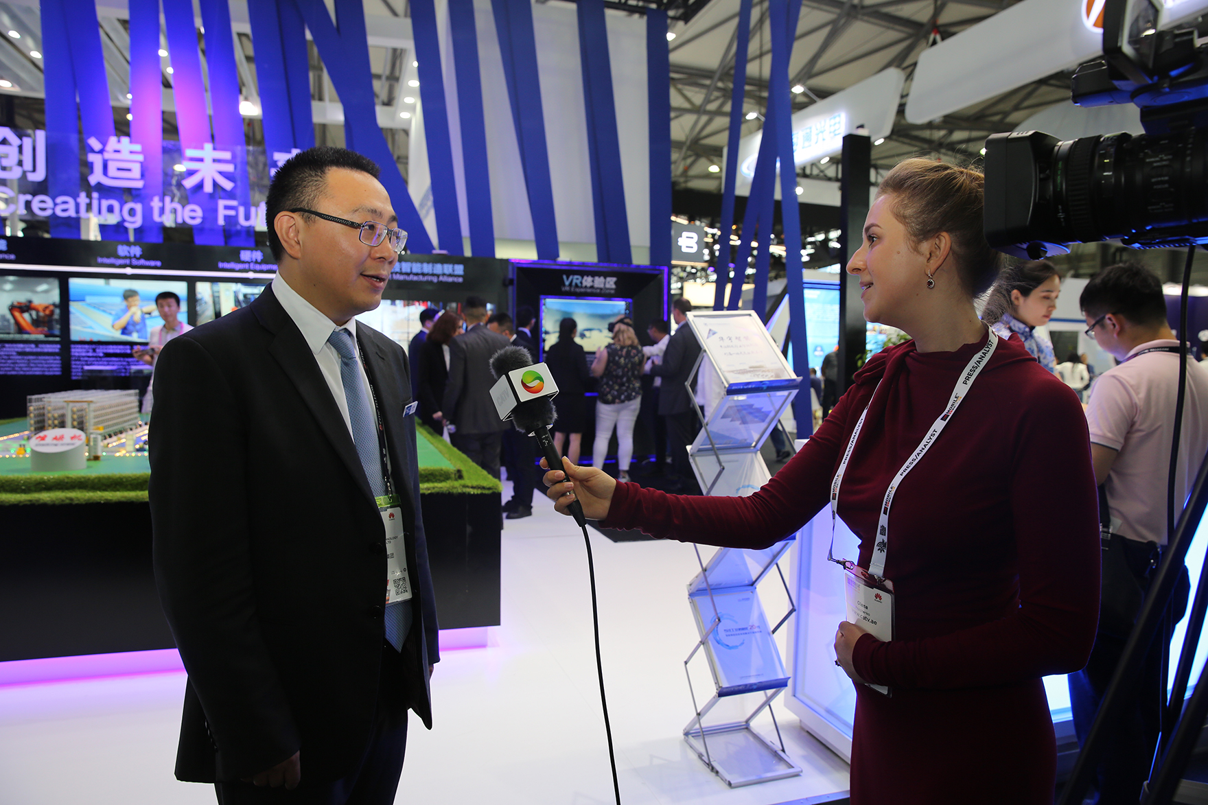 ΰ�¹���(victor1946)�ٷ���վ-Officials Website