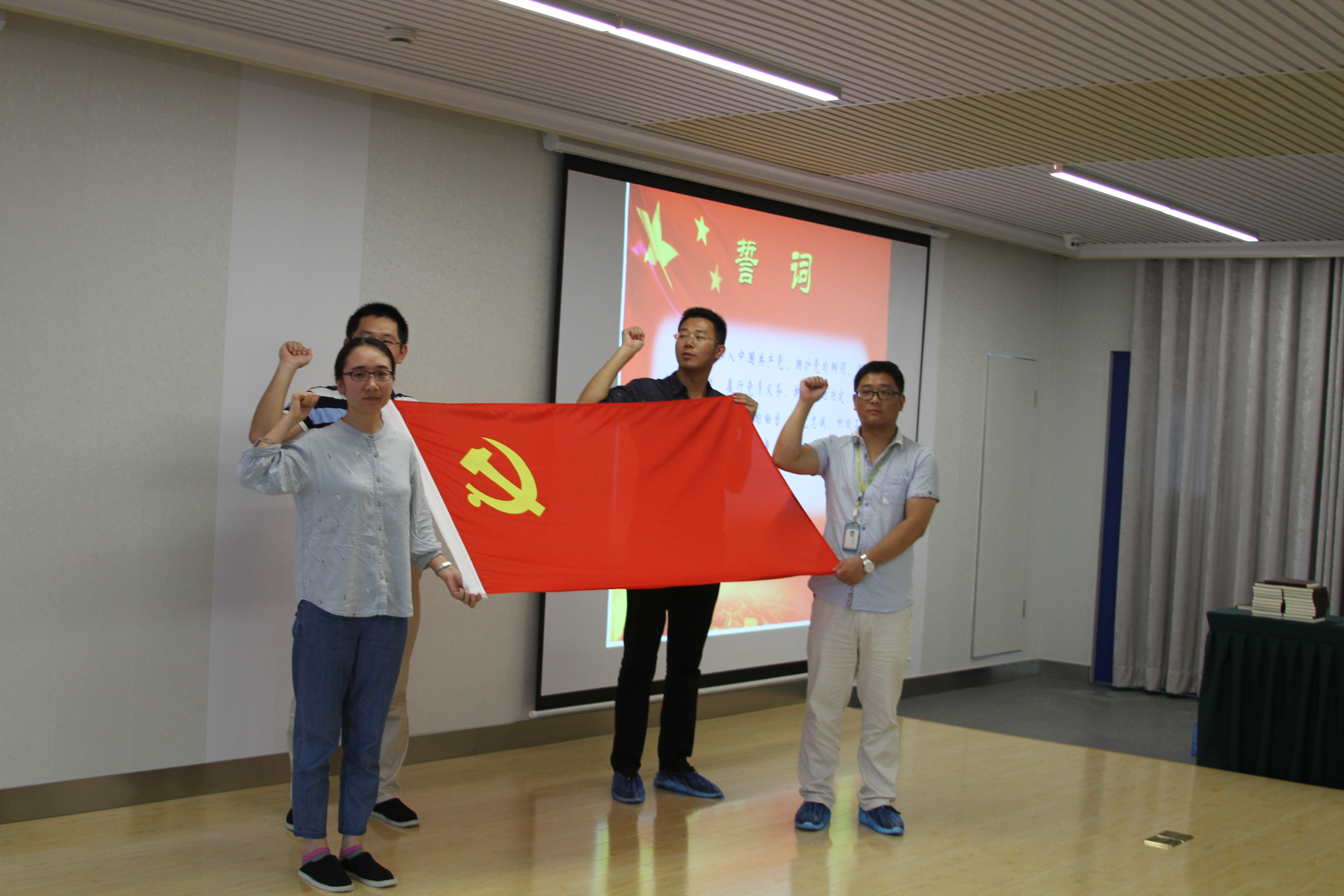 ΰ�¹���(victor1946)�ٷ���վ-Officials Website