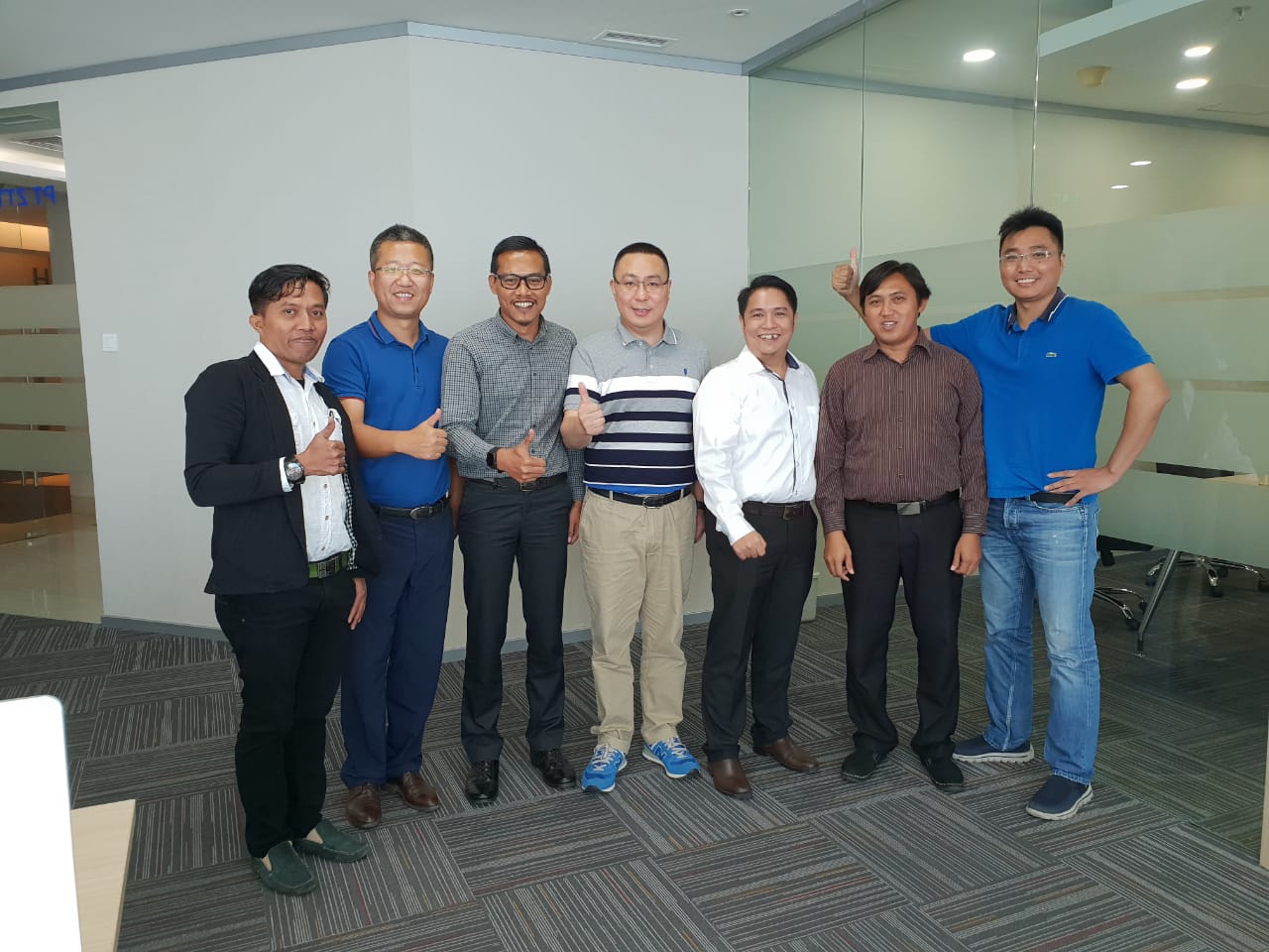 ΰ�¹���(victor1946)�ٷ���վ-Officials Website