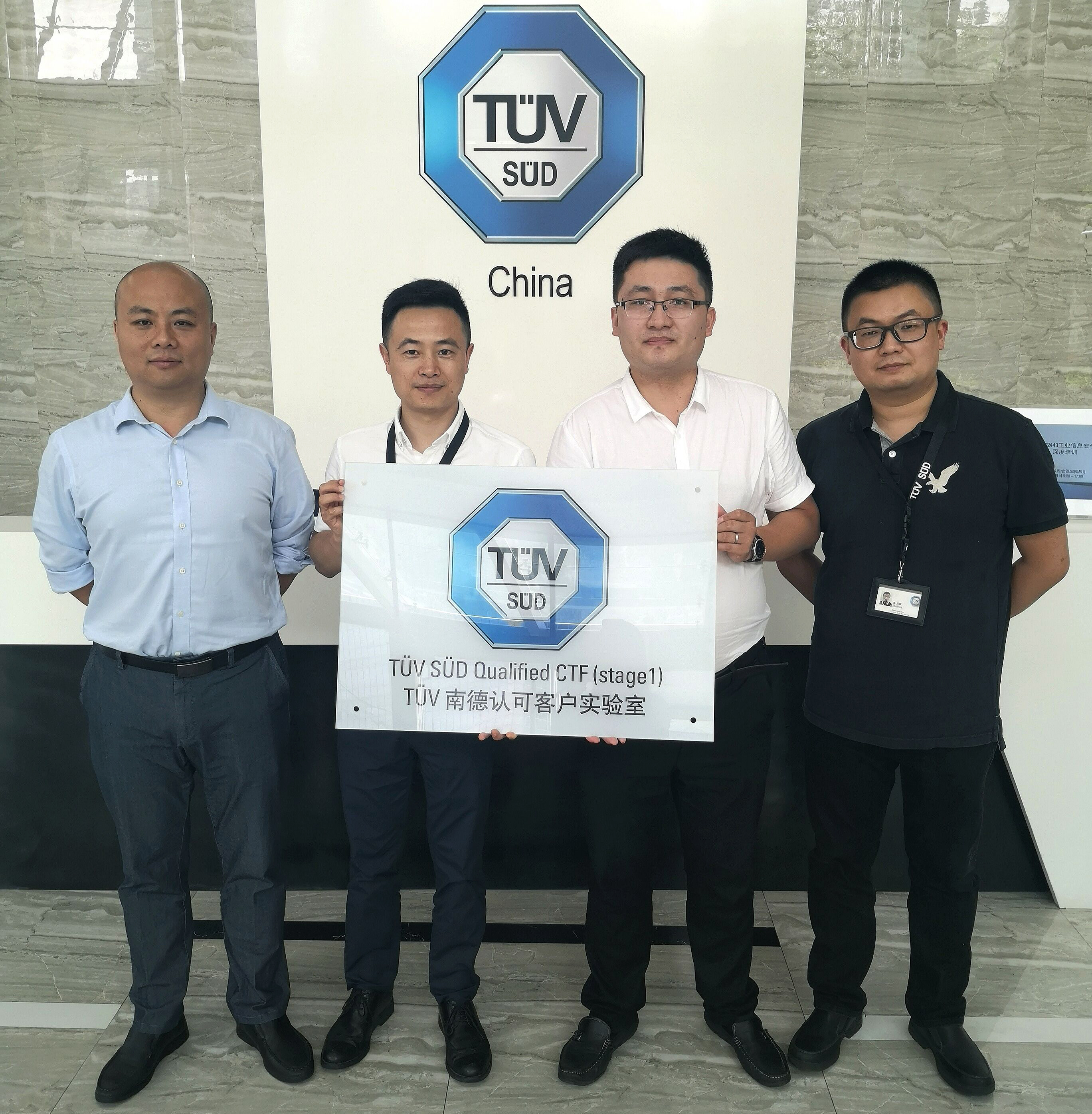 ΰ�¹���(victor1946)�ٷ���վ-Officials Website