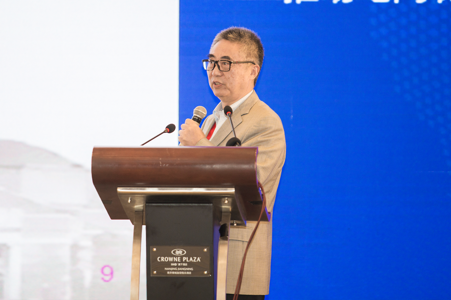 ΰ�¹���(victor1946)�ٷ���վ-Officials Website