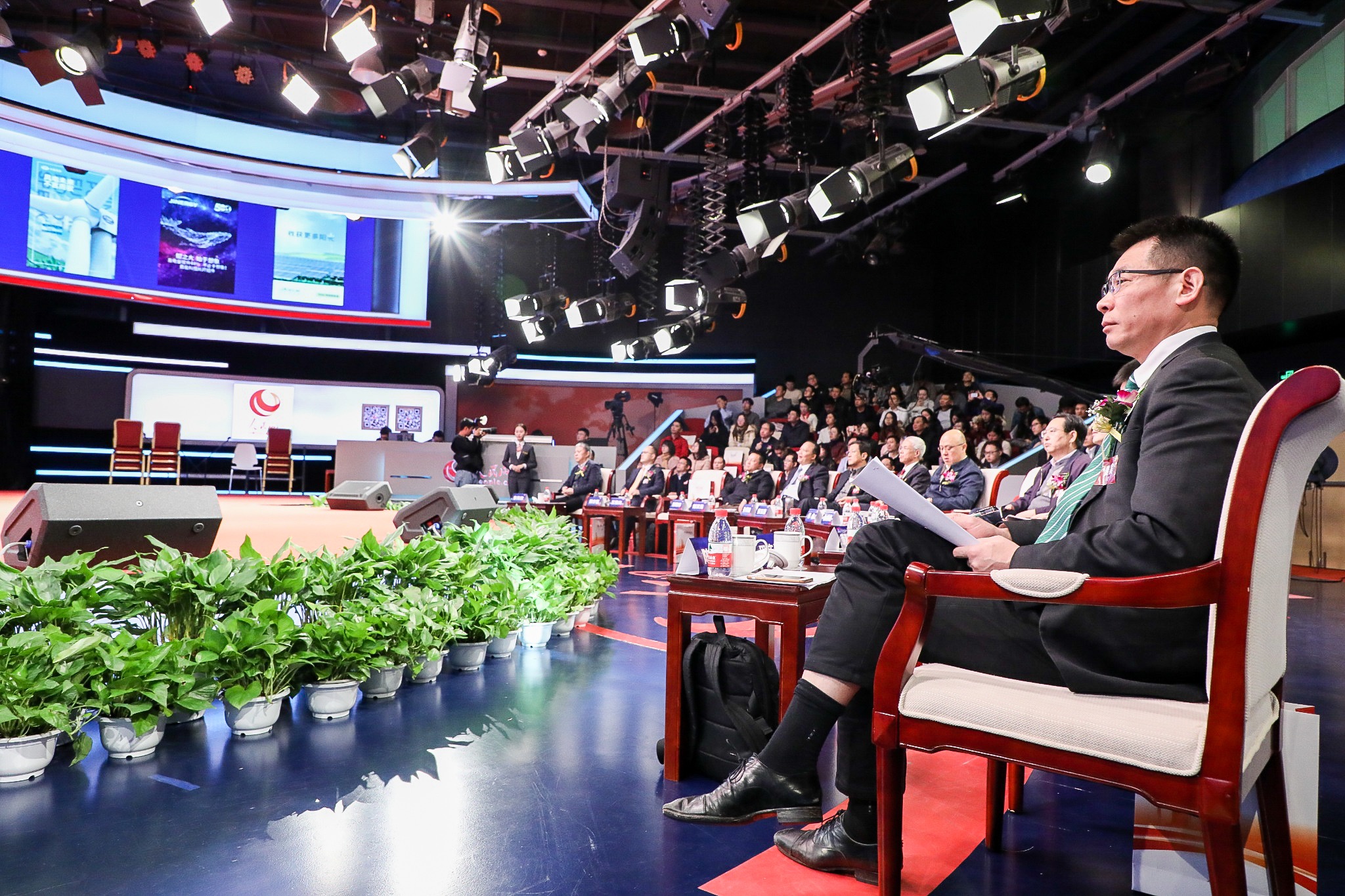 ΰ�¹���(victor1946)�ٷ���վ-Officials Website