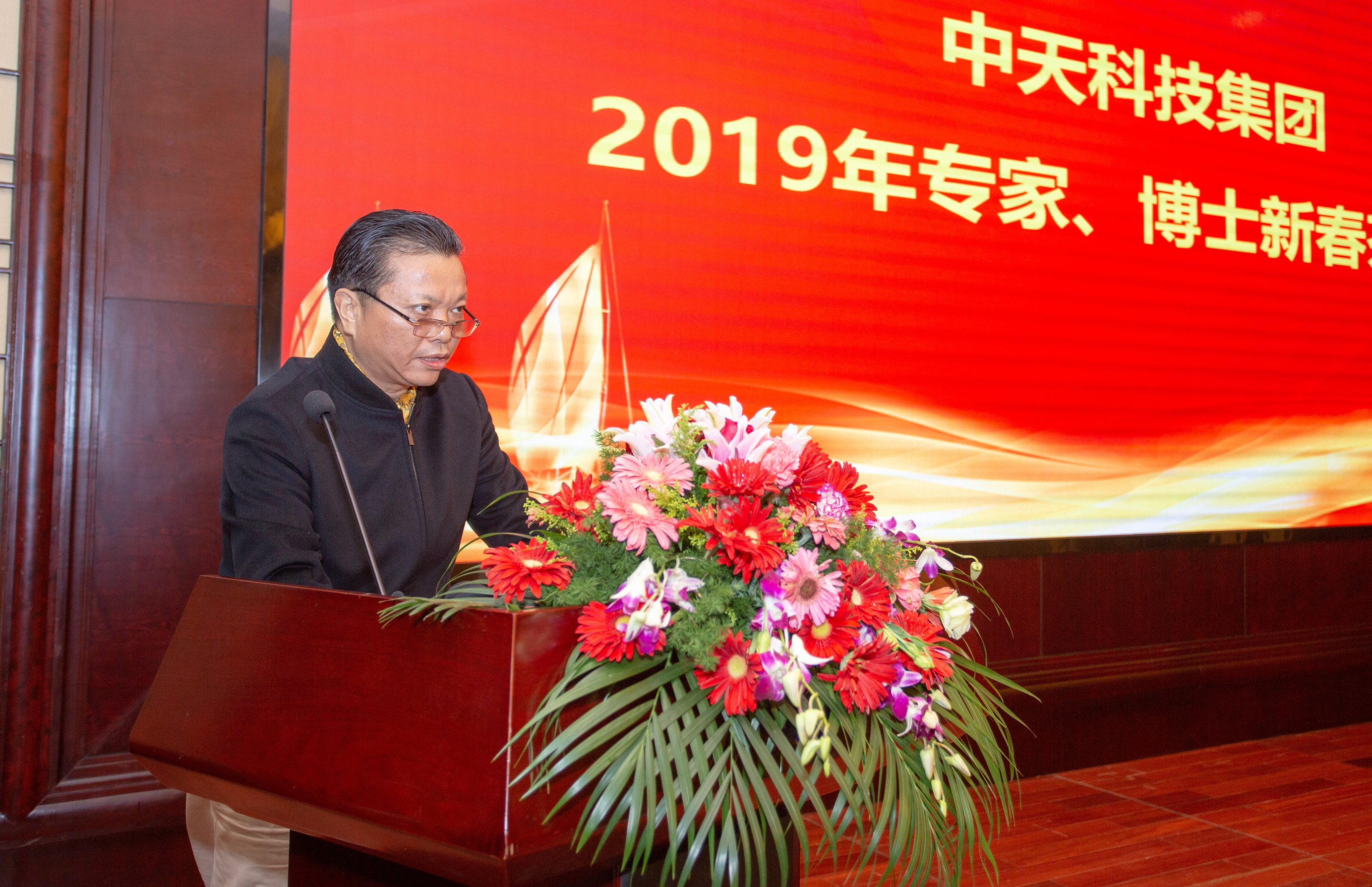 ΰ�¹���(victor1946)�ٷ���վ-Officials Website