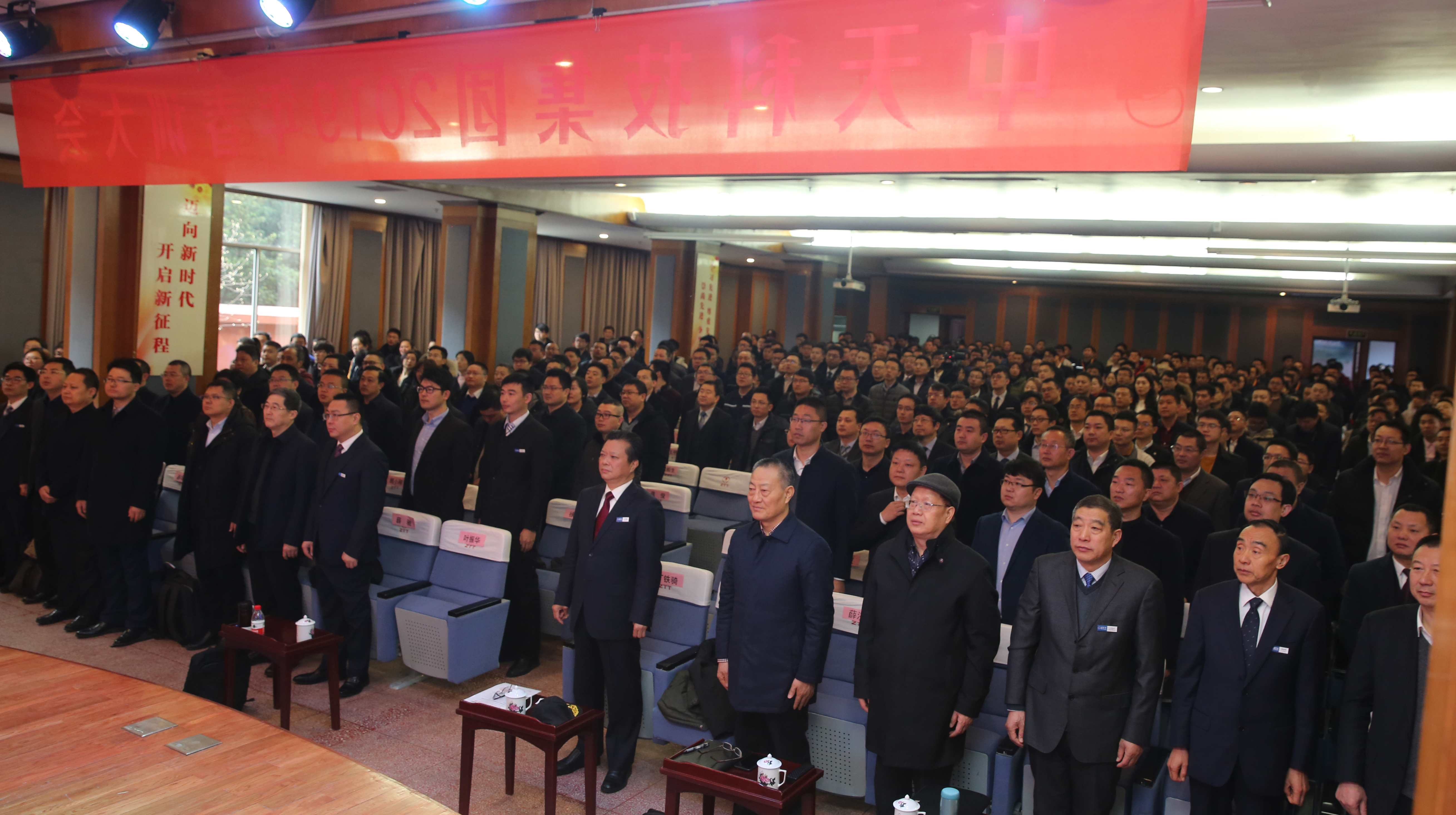 ΰ�¹���(victor1946)�ٷ���վ-Officials Website