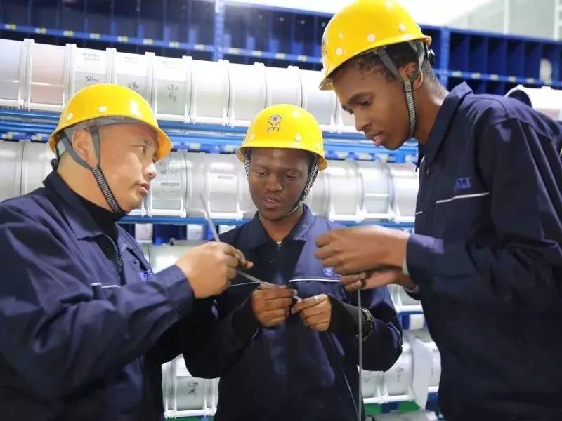 ΰ�¹���(victor1946)�ٷ���վ-Officials Website