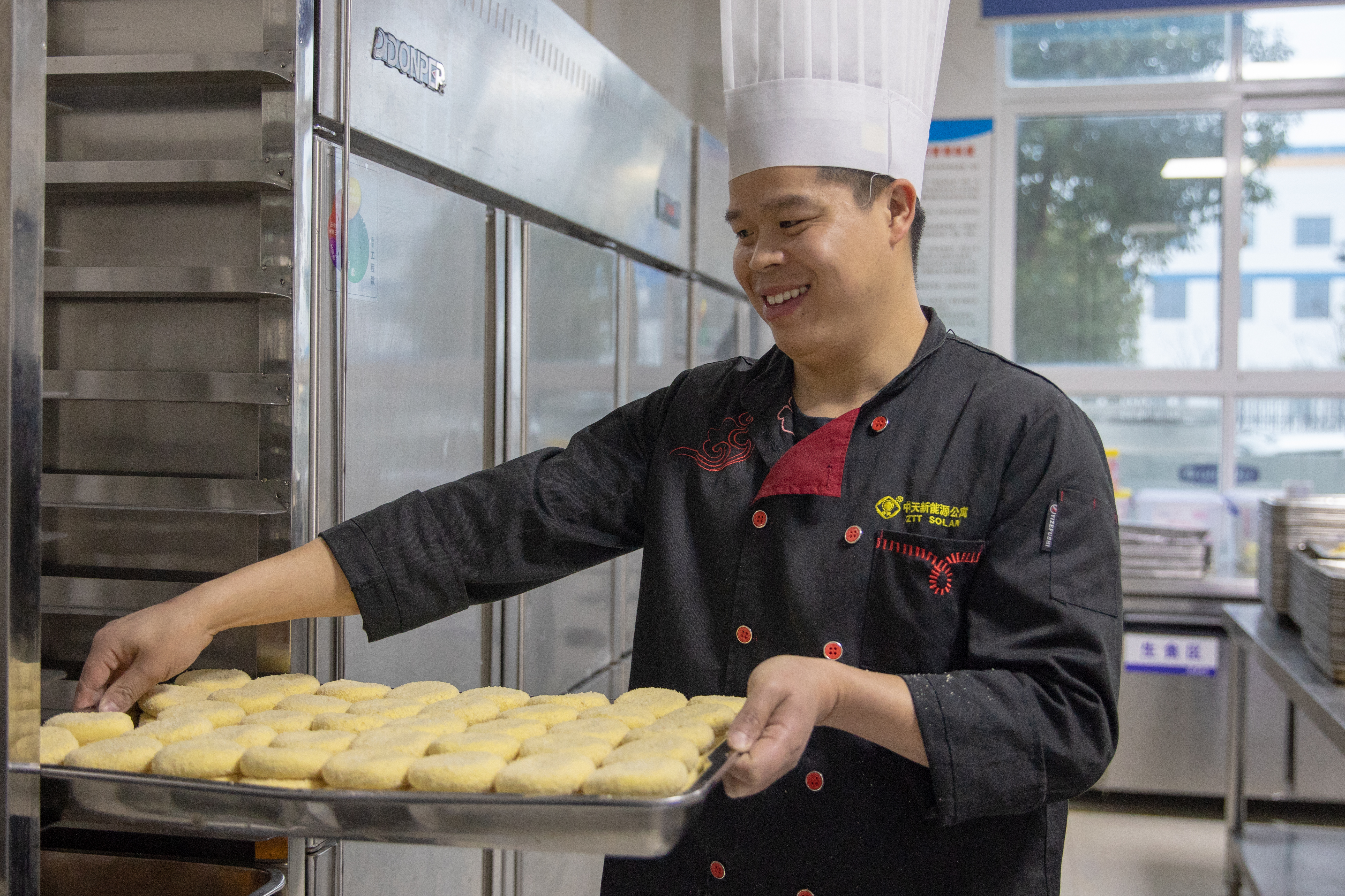 ΰ�¹���(victor1946)�ٷ���վ-Officials Website