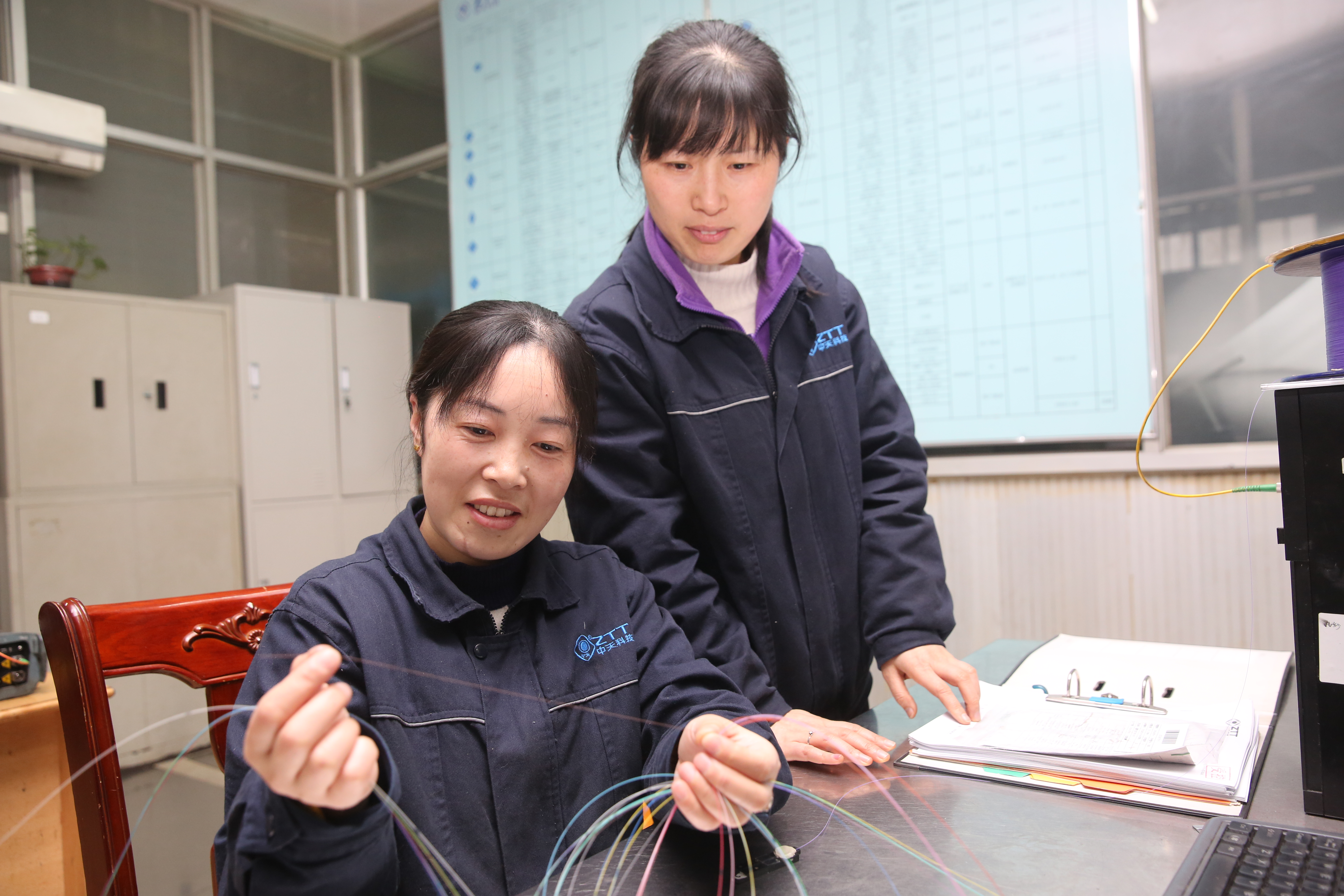 ΰ�¹���(victor1946)�ٷ���վ-Officials Website