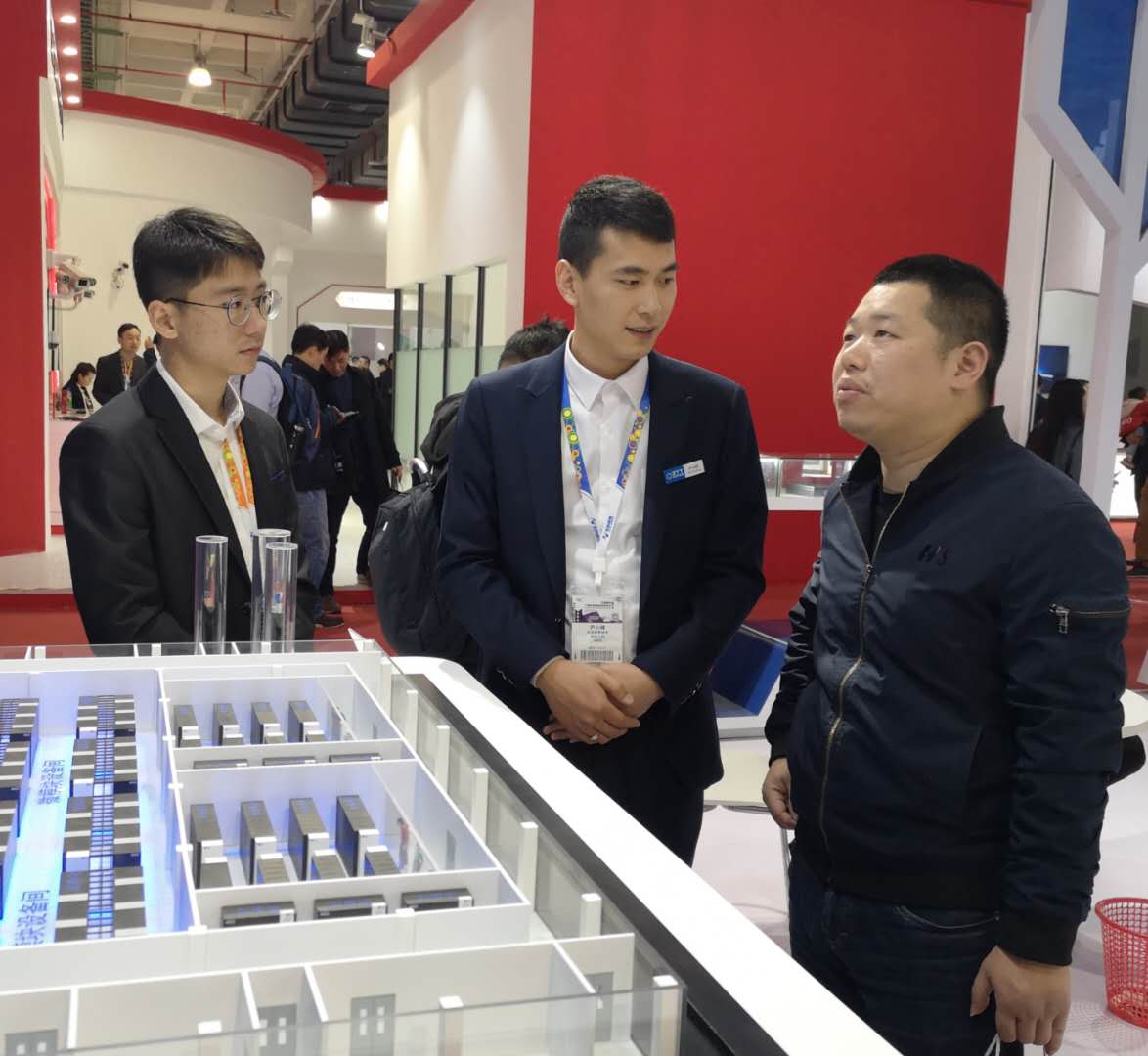 ΰ�¹���(victor1946)�ٷ���վ-Officials Website