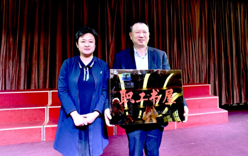 ΰ�¹���(victor1946)�ٷ���վ-Officials Website