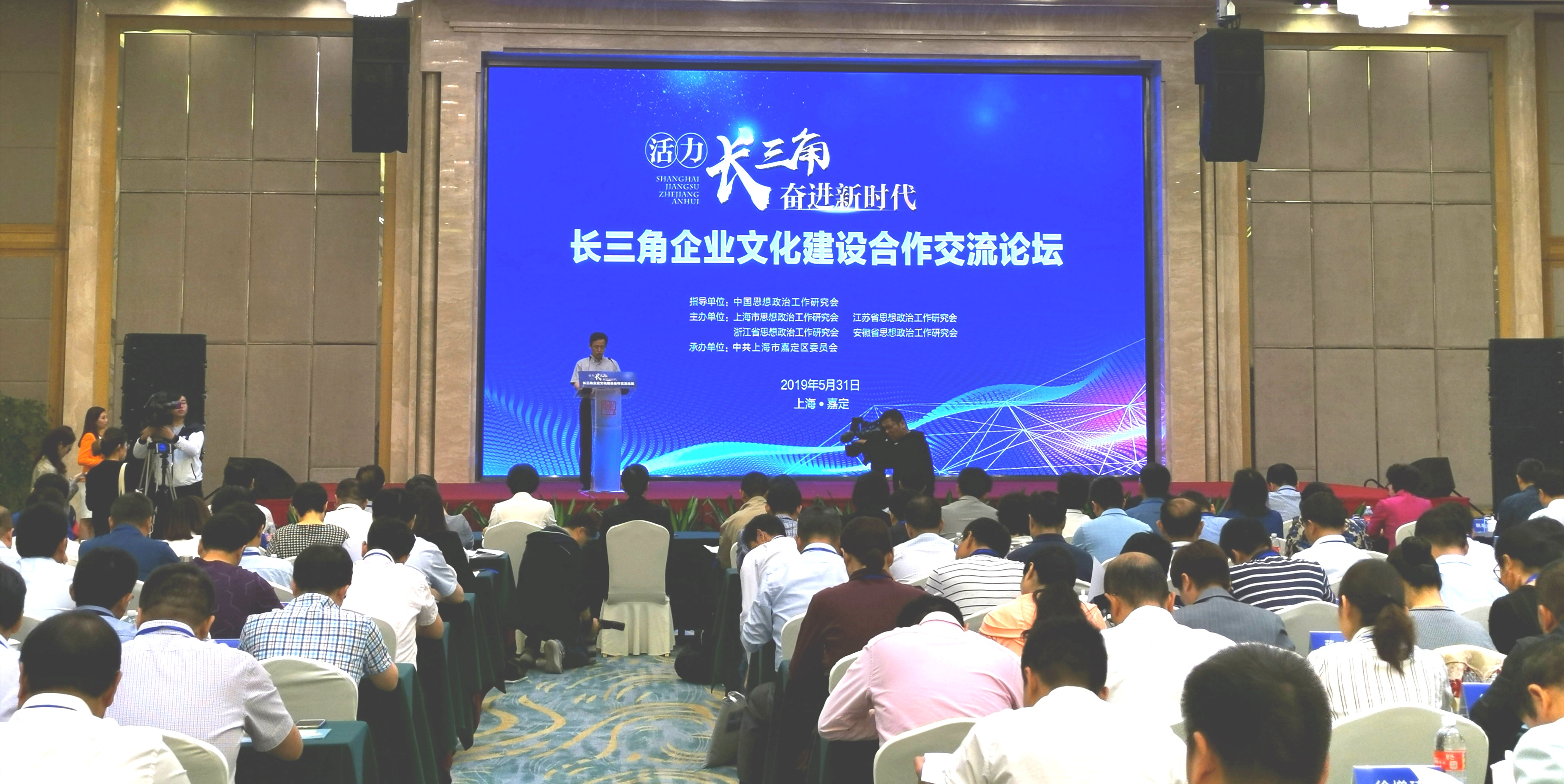 ΰ�¹���(victor1946)�ٷ���վ-Officials Website