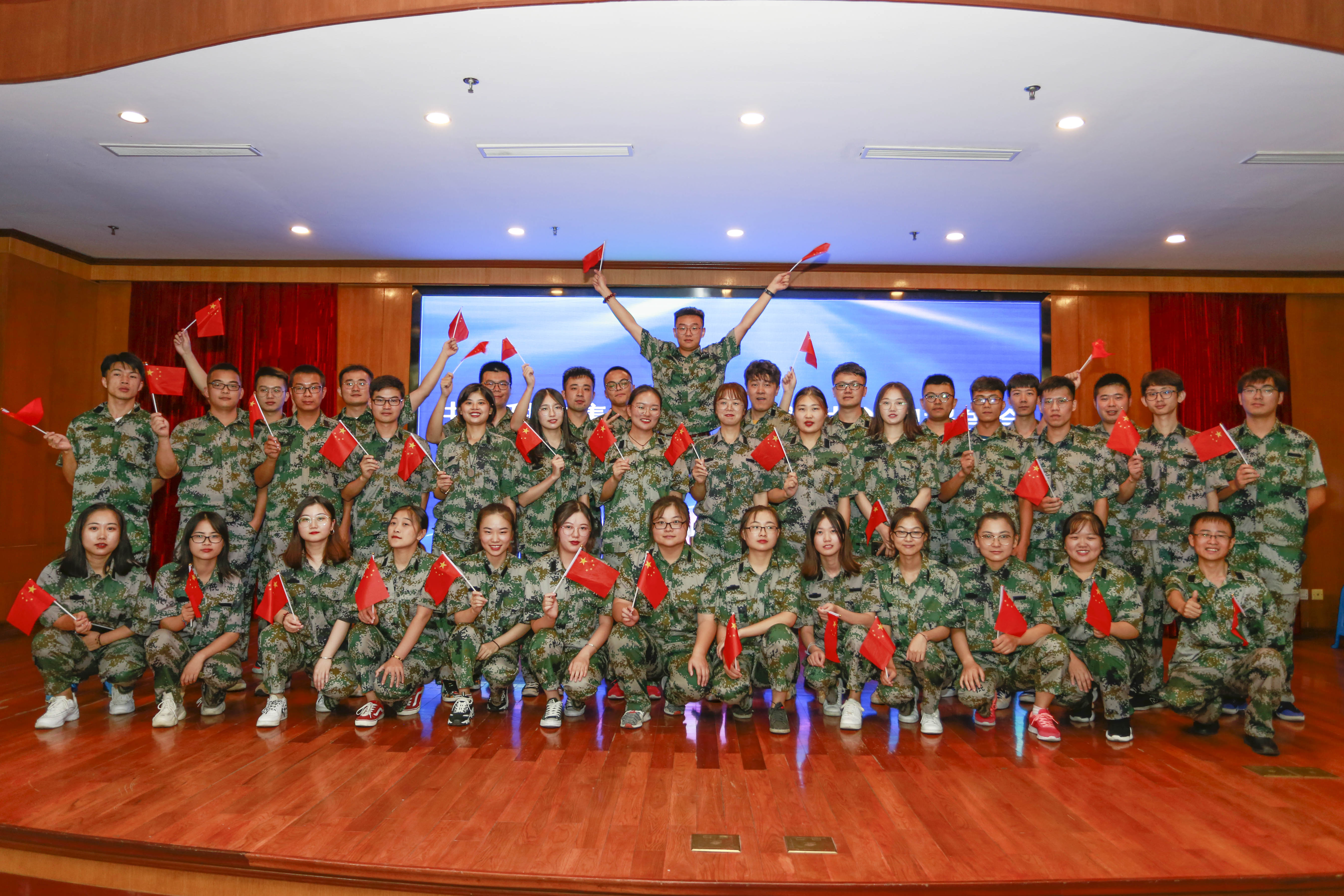 ΰ�¹���(victor1946)�ٷ���վ-Officials Website