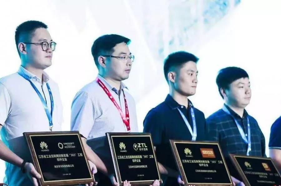 ΰ�¹���(victor1946)�ٷ���վ-Officials Website