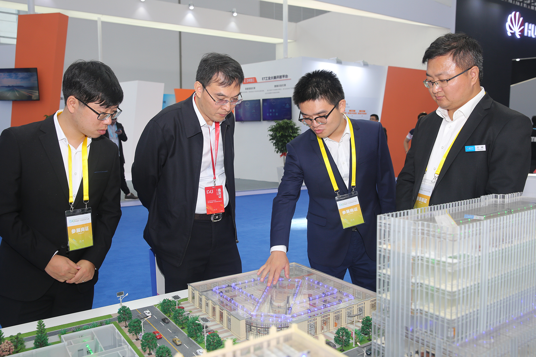 ΰ�¹���(victor1946)�ٷ���վ-Officials Website