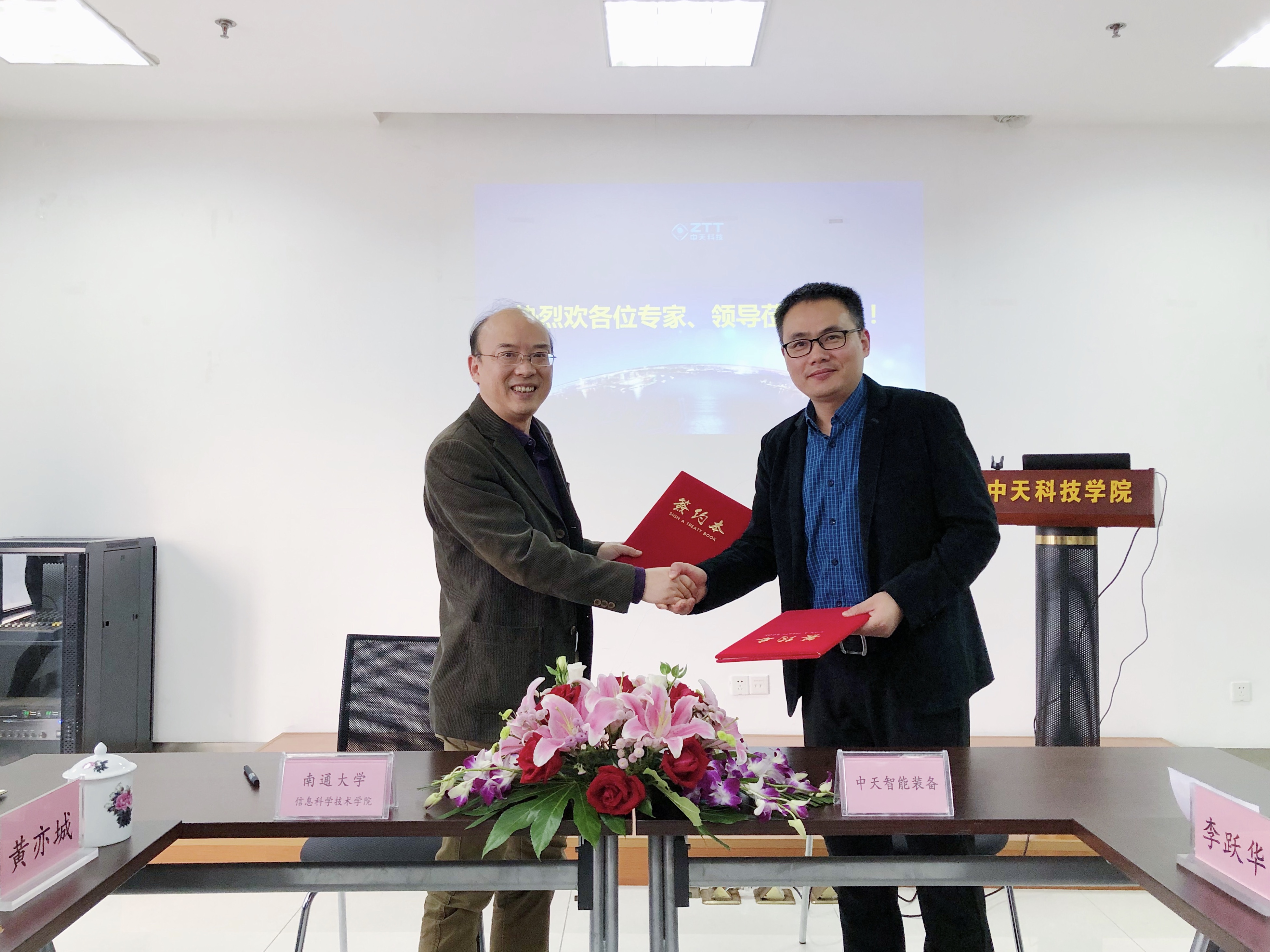 ΰ�¹���(victor1946)�ٷ���վ-Officials Website