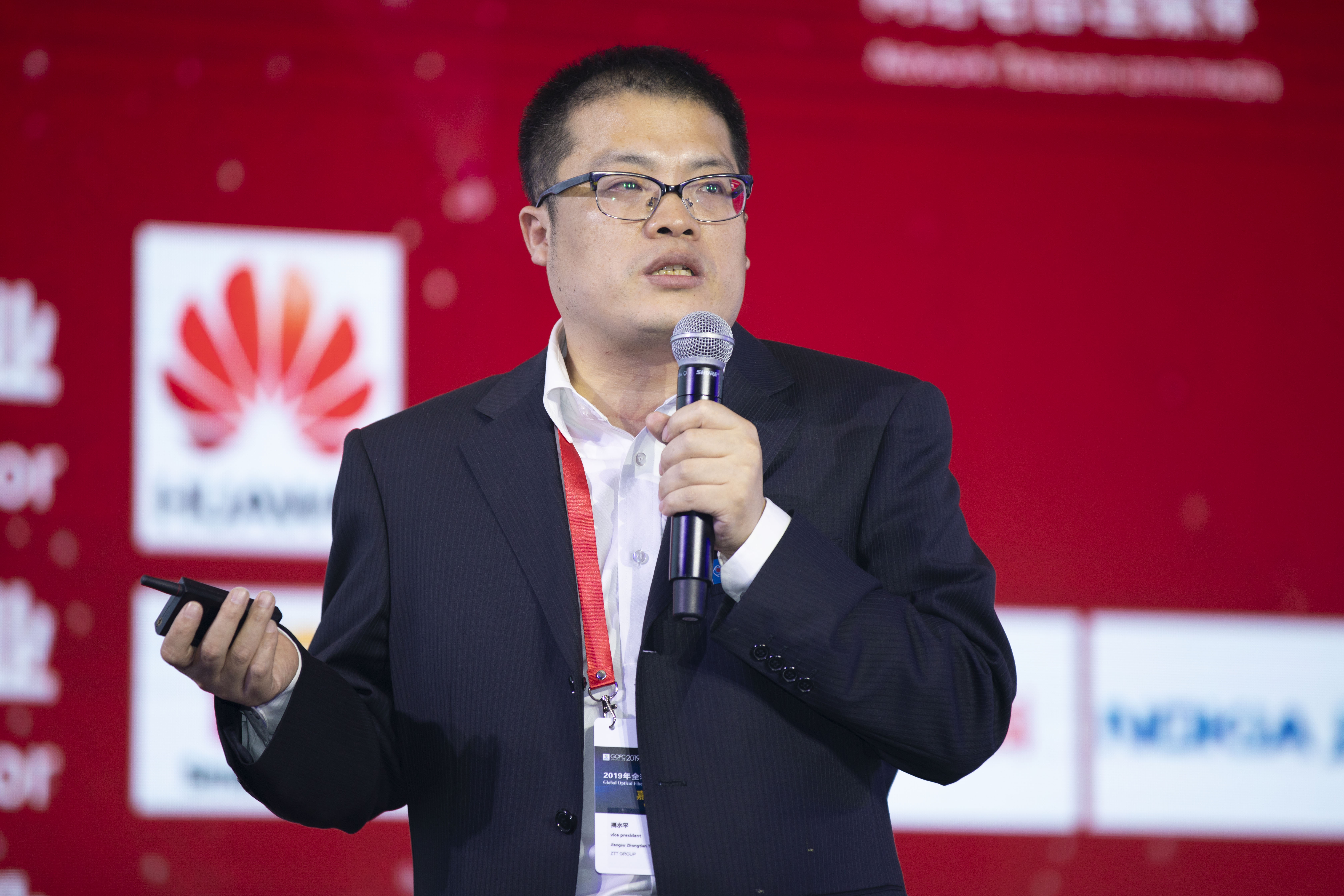 ΰ�¹���(victor1946)�ٷ���վ-Officials Website