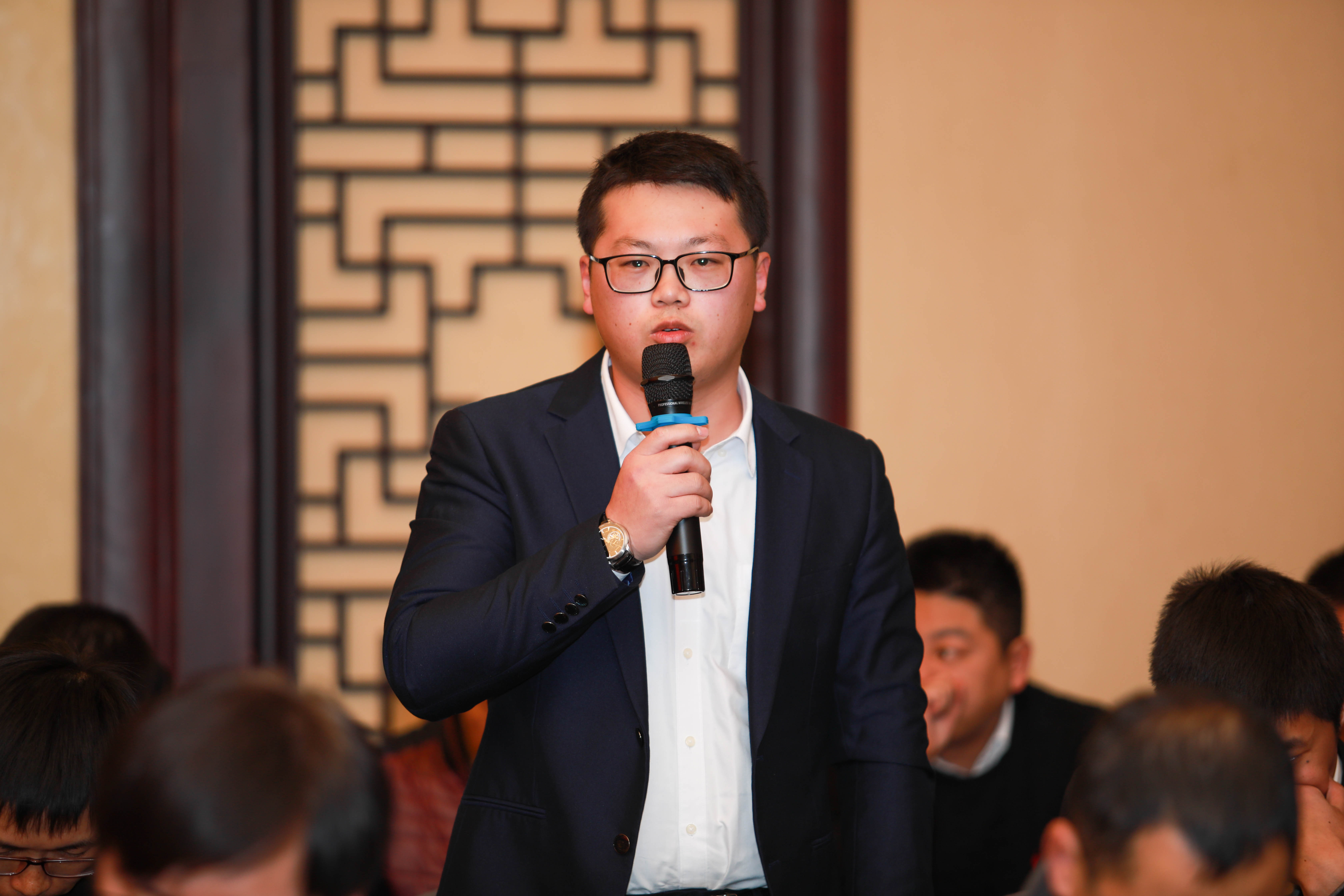 ΰ�¹���(victor1946)�ٷ���վ-Officials Website