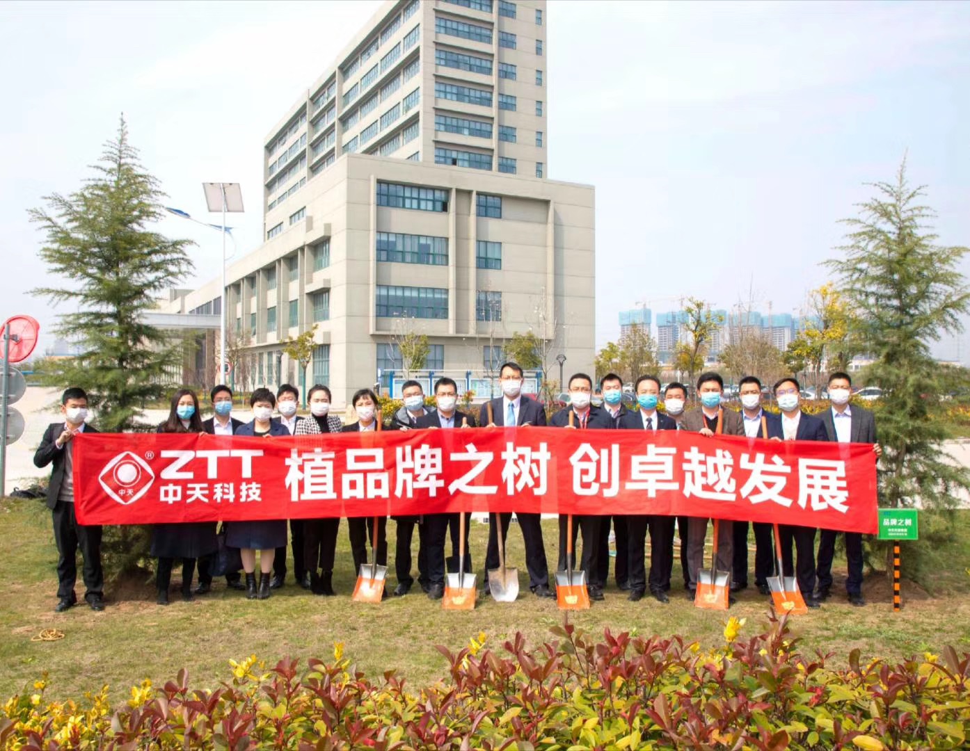 ΰ�¹���(victor1946)�ٷ���վ-Officials Website