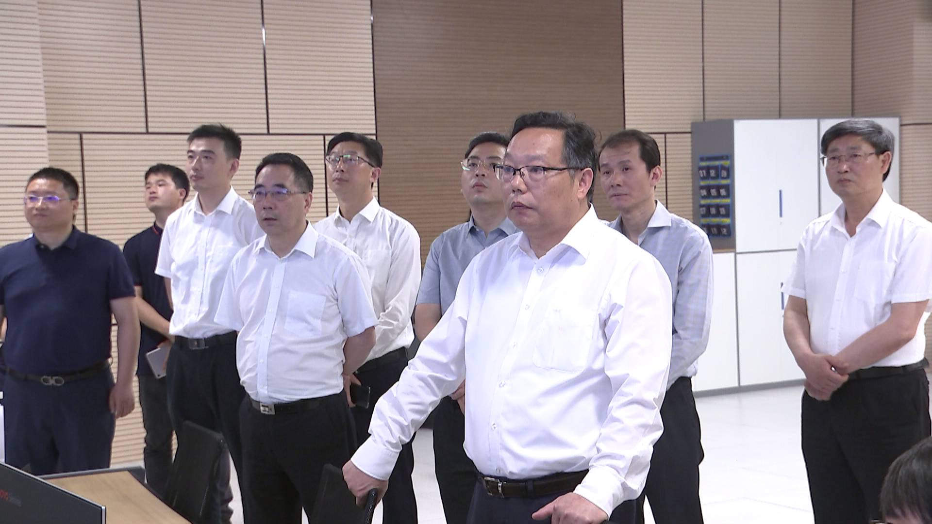 ΰ�¹���(victor1946)�ٷ���վ-Officials Website